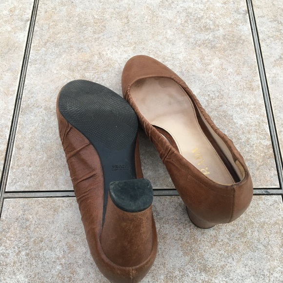 Prada shoes size 36.5 - Picture 10 of 10